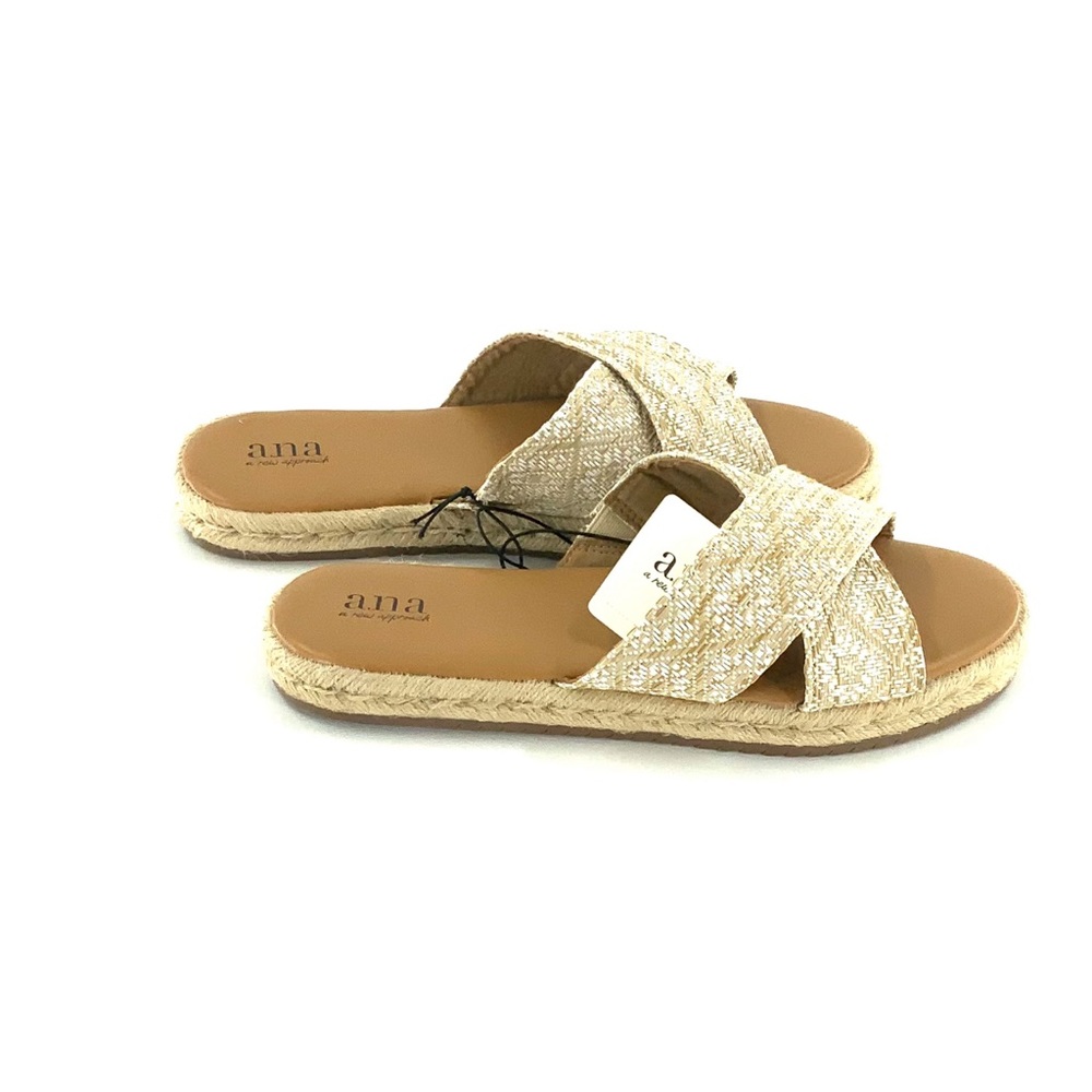 NWB SIZE 10 ANA Berkely White Natural Sandals